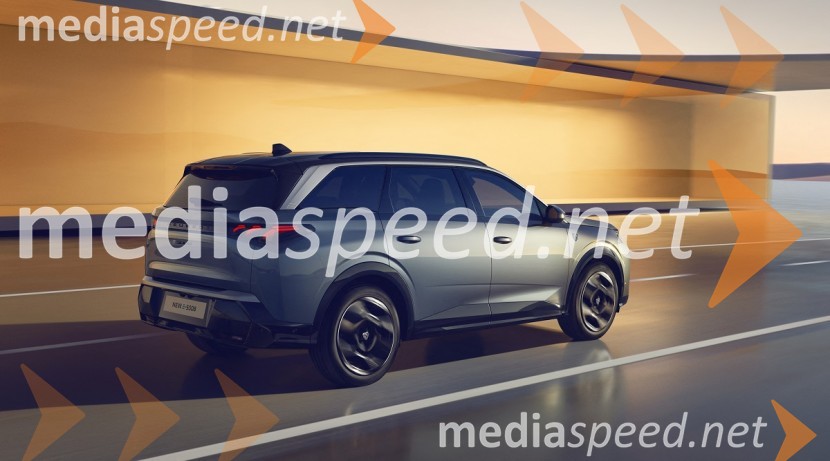 Novi Peugeot E-3008 in E-5008