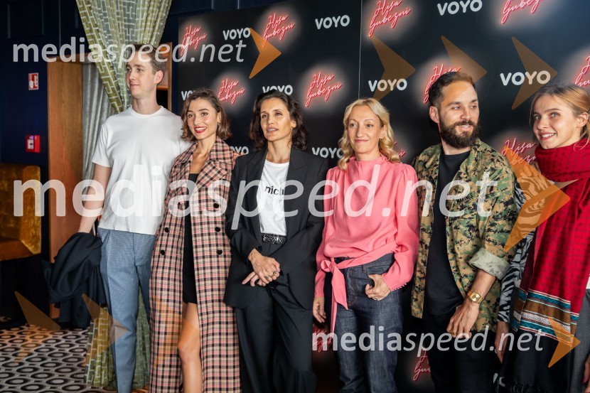  ... ;  Zala Djurić, igralka;  Sanja Raičević, režiserka;  Stella Litou, direktorica, PRO PLUS in RTL Hrvaška;  Luka Štigl, režiser;  Mila Fürst, igralkaEkskluzivna premiera nove serije Hiša ljubezni