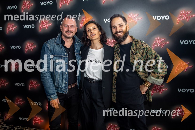  Dejan Krupić, igralec;  Sanja Raičević, režiserka;  Luka Štigl, režiserEkskluzivna premiera nove serije Hiša ljubezni