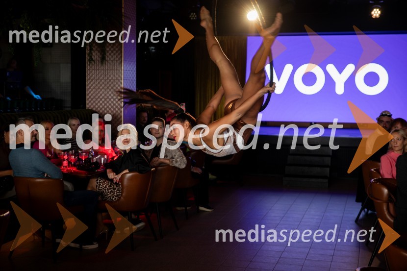  Tamia Šeme, cirkuška umetnicaEkskluzivna premiera nove serije Hiša ljubezni