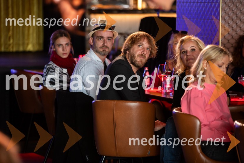  Mila Fürst, igralka;  Gregor Gruden, igralec;  Matej Puc, igralec;  Karin Komljanec, igralka;  Stella Litou, direktorica, PRO PLUS in RTL HrvaškaEkskluzivna premiera nove serije Hiša ljubezni