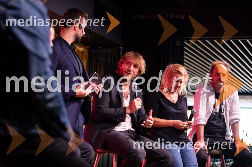  Matej Puc, igralec;  Karin Komljanec, igralka;  Gregor Gruden, igralecEkskluzivna premiera nove serije Hiša ljubezni