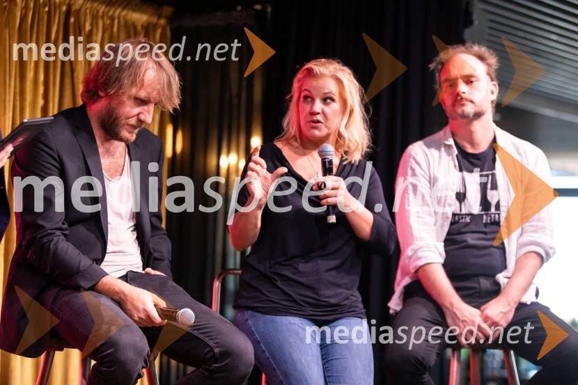  Matej   Puc, igralec;  Karin Komljanec, igralka;  Gregor Gruden, igralecEkskluzivna premiera nove serije Hiša ljubezni