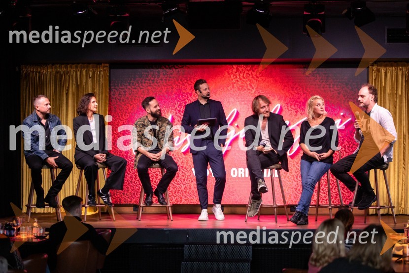  Dejan Krupić, igralec;  Sanja Raičević, režiserka;  Luka Štigl, režiser;  Alen Podlesnik, moderator, novinar POP TV;  Matej   Puc, igralec;  Karin Komljanec, igralka;  Gregor Gruden, igralecEkskluzivna premiera nove serije Hiša ljubezni