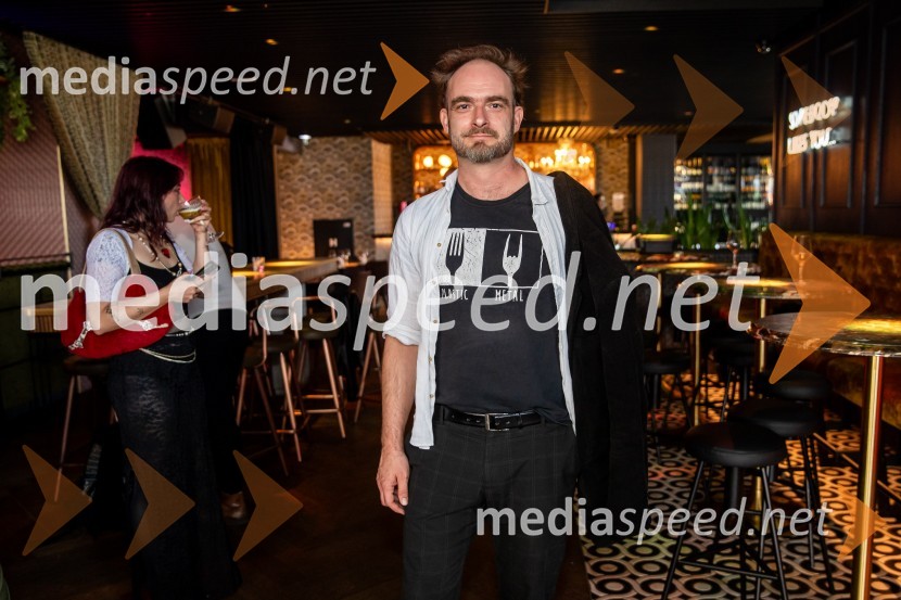  Gregor Gruden, igralecEkskluzivna premiera nove serije Hiša ljubezni