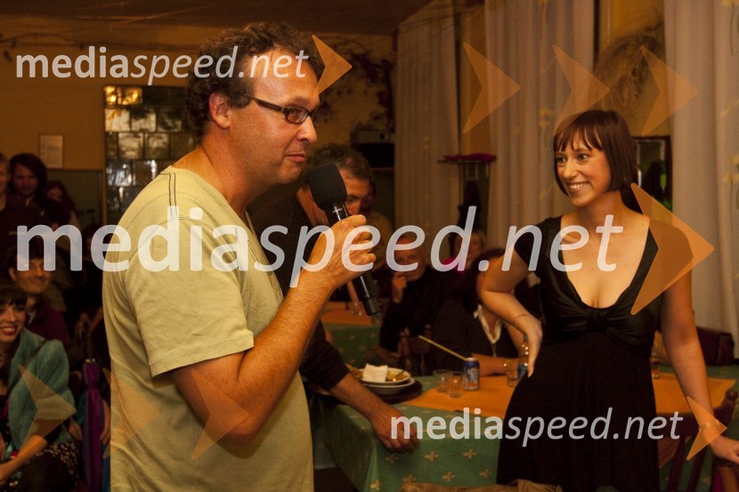 Andrej Blatnik, nominiranec za nagrado Kresnik 2009 in Tina Košir, povezovalka dogodkaPodelitev nagrade Kresnik