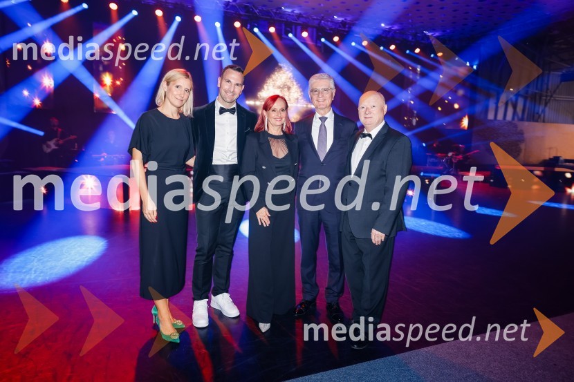  Tanja Česen;  Matevž Česen, poklicni plesalec, koreograf, trener športnega plesa, plesni sodnik ;  Janja Pušl, ustanoviteljica in solastnica Bolero;  Franjo Bobinac, predsednik, Olimpijski komite Slovenije;  Zoran Kljun, direktor, plesna šola BoleroPrireditev ob 70. obletnici Plesne zveze Slovenije