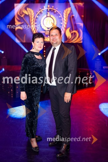  Karmen Intihar, plesna trenerka, koreografinja, sodnica; dr. Velibor SrdićPrireditev ob 70. obletnici Plesne zveze Slovenije