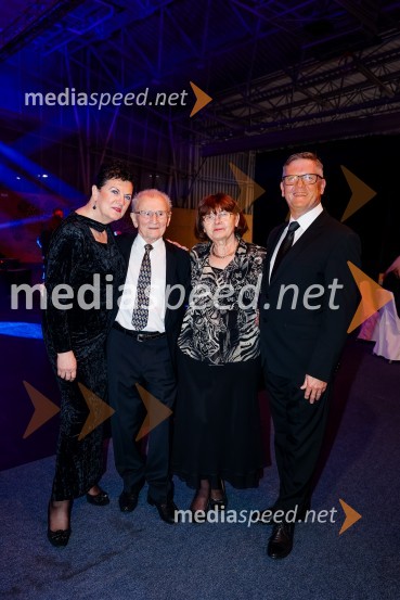  Karmen Intihar, plesna učiteljica, koreografinja, sodnica;  Franjo Kozar, plesni pedagog, sodnik;  Irena Kozar;   Miram Pritekelj, pedagog, koreograf, sodnikPrireditev ob 70. obletnici Plesne zveze Slovenije