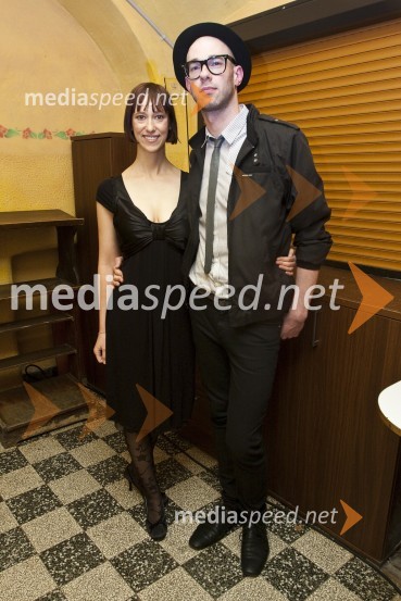 Tina Košir in Dražen Dragojevič, povezovalca dogodkaPodelitev nagrade Kresnik