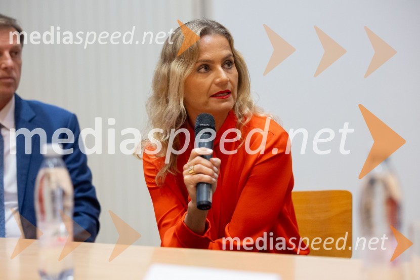  Katarina Kresal, odvetnica, nekdanja ministrica za notranje zadeve19. Dnevi evropskega prava