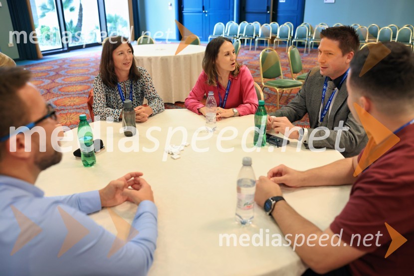  ... ;  Eva Bönisch;  ... Managerski kongres 2024, prvi dan