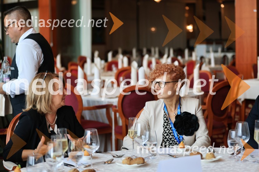  ... ;  Marta Kelvišar, direktorica, Adria DomManagerski kongres 2024, prvi dan