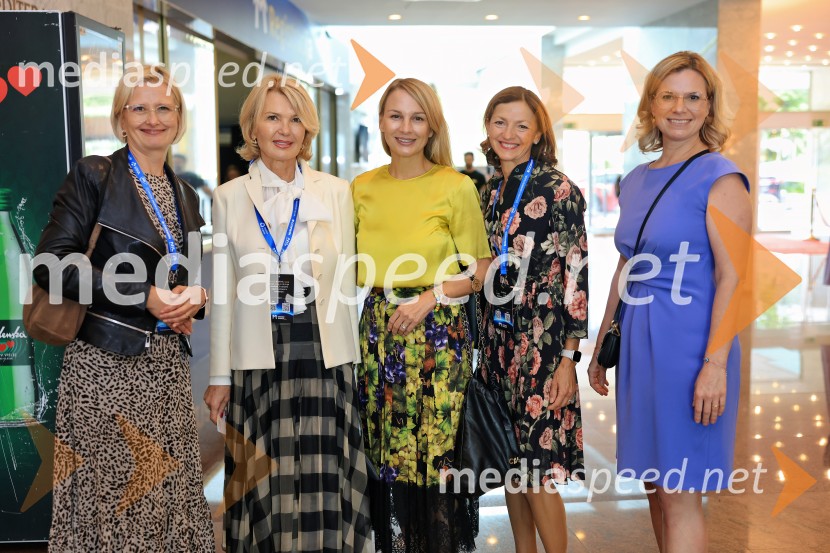  Marta Bulhak, direktorica Pivovarna Laško Union;  Nevenka Črešnar Pergar, lastnica in direktorica podjetja NP Consulting;  Melanie Seier Larsen, The Boston Consulting Group - Principal in predsednica sekcije managerk; dr. Maja Zalaznik, nekdanja ministrica za izobraževanje, znanost in šport;  Tanja Subotić Levanič, direktorica korporativnih odnosov, Pivovarna Laško UnionManagerski kongres 2024, prvi dan