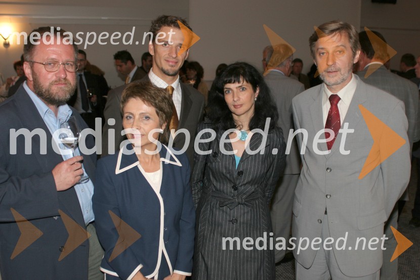 Matjaž Kek, direktor Urada vlade za informiranje, Mira Rupnik, svetovalka uprave za odnose z javnostmi in strateški razvoj ter poslovna direktorica MRC Fontana, Miha Kovačič, vodja banketnega oddelka Grand hotela Union Lj, Tatjana Radovič, vodja področja kongresne dejavnosti Zavoda za turizem Ljubljana in Srečo Peterlič, direktor kongresne dejavnosti Cankarjevega domaHotel Habakuk 7. obletnica