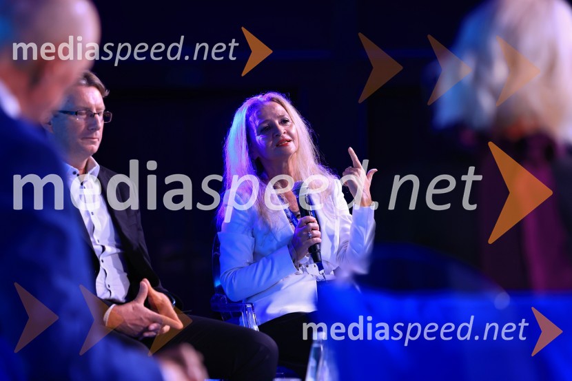  Beno Ceglar, NIL;  Maja Bednaš, vršilka dolžnosti direktorja na Uradu RS za makroekonomske analize in razvojManagerski kongres 2024, prvi dan