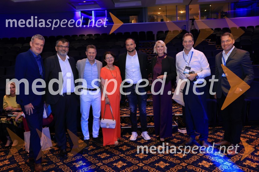 mag. Tomaž  Berločnik, nekadnji predsednik uprave Petrol d.d.;  ... ;  ... ; dr. Verica Trstenjak, pravnica;  Uroš Zorman, trener, Slovenska rokometna reprezentanca;  Petra Juvančič, izvršna direktorica, Združenje Manager;  ... ;  ... Managerski kongres 2024, prvi dan