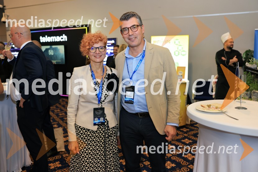  Marta Kelvišar, direktorica, Adria Dom;  Matjaž GrmManagerski kongres 2024, prvi dan