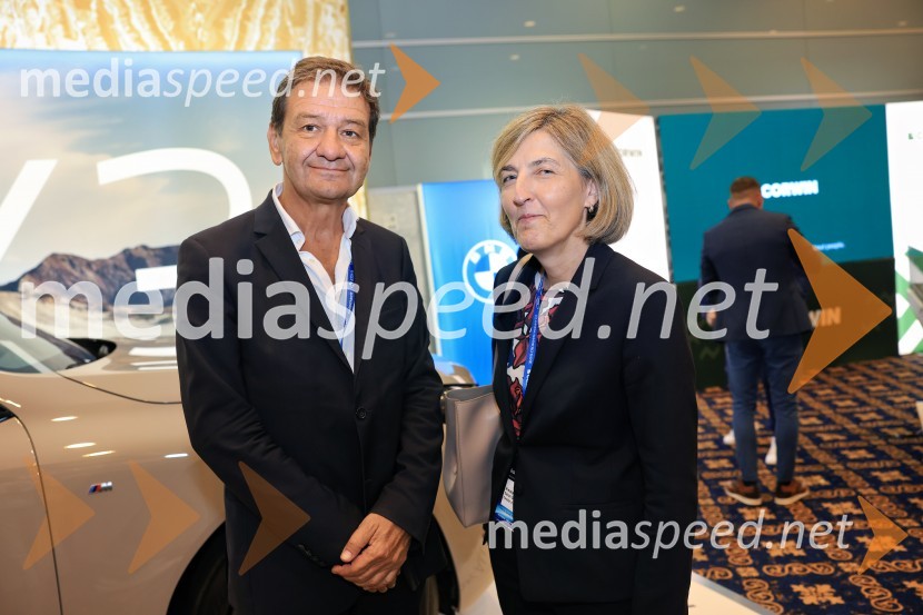 mag. Simon  Vrhunec, bivši direktor UKC Ljubljana;  ... Managerski kongres 2024, prvi dan