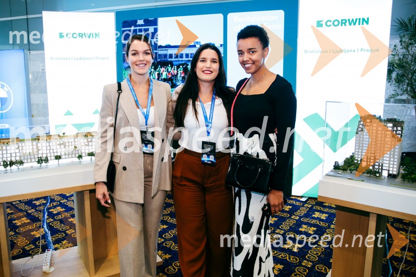  ... ;  Mina Krevi;  Paulina Batistič, CorwinManagerski kongres 2024, prvi dan