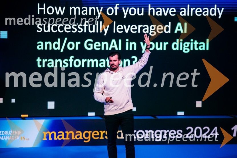  Tibor Merey, generalni direktor in partner, Boston Consulting Group (BCG), globalni vodja za operacije BCG Web3Managerski kongres 2024, prvi dan