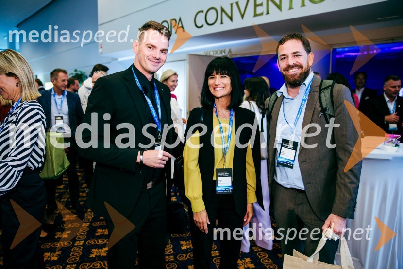  Jože Novak, SIQ;  Gordana Kisilak, vodja za javne zadeve in korporativno komuniciranje, Huawei Slovenija;  Jure Remšak, Smart com d.o.o.Managerski kongres 2024, prvi dan