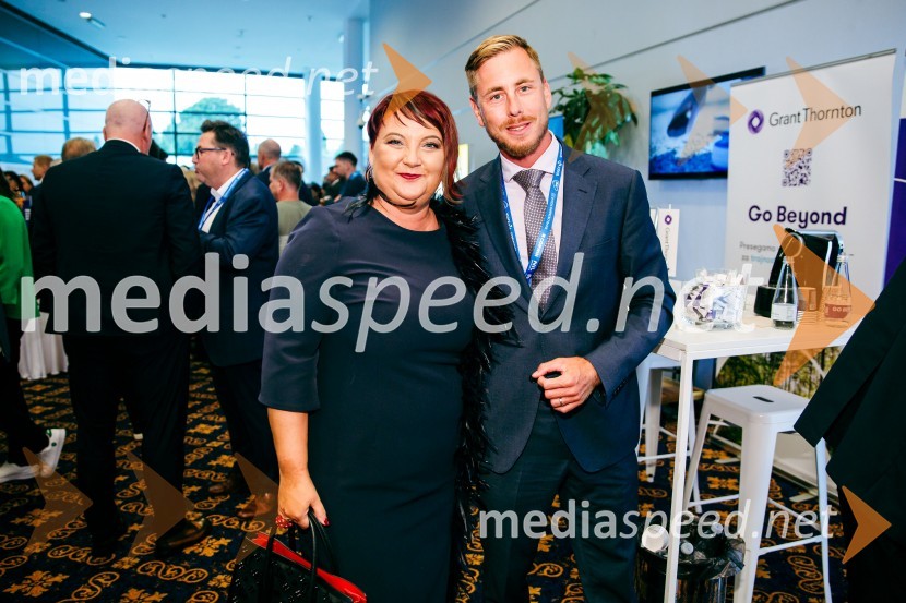 mag. Sabina Sobočan, direktorica, Varis Lendava d.d.;  Jernej Salecl, generalni direktor direktorata za internacionalizacijo, podjetništvo in tehnologijoManagerski kongres 2024, prvi dan