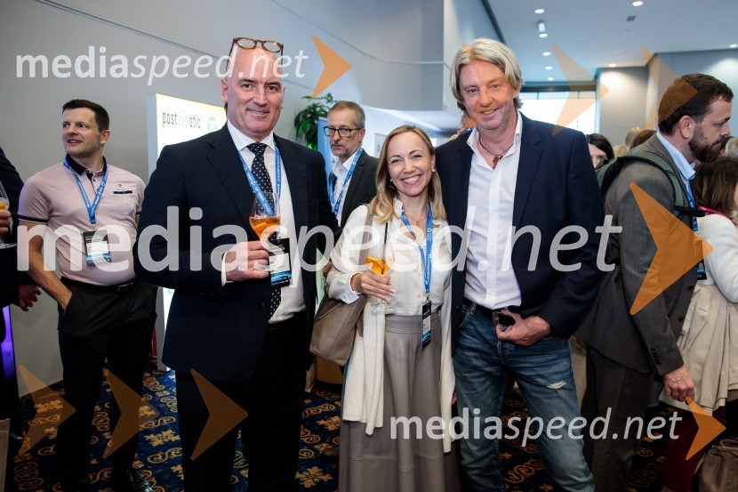  Miha Kravanja, Merkur trgovina d.o.o.;  Mateja Tišler;  ... Managerski kongres 2024, prvi dan