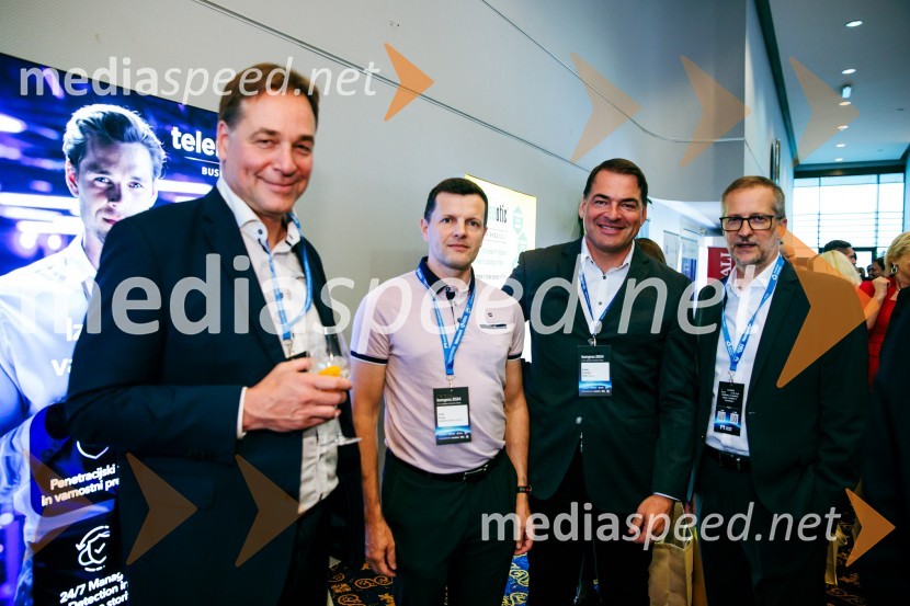  Dušan Andrejič, PROCESSI d.o.o.;  Iztok Novak, Kovinoplastika Lož d.d.;  Darko Andrejič, CRMT d.o.o.;  ... Managerski kongres 2024, prvi dan