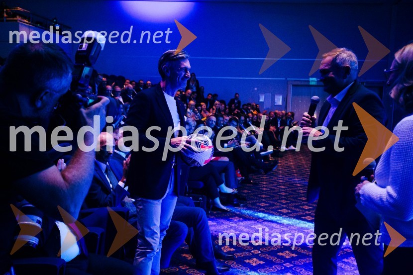  Marko Lukić, lastnik in direktor družbe Lumar IG;  Matjaž Kek, selektor slovenske nogometne reprezentanceManagerski kongres 2024, prvi dan