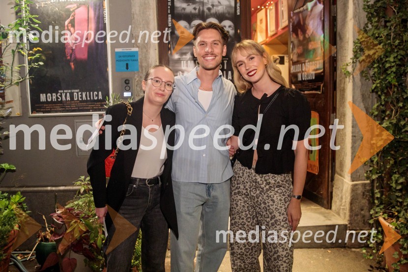  ... ;  Marko Subotic;  Melani Mekicar, radijska in televizijska voditeljicaMorska deklica, krstna uprizoritev v Mini teatru