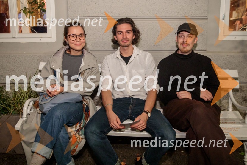  Živa Brglez;  David Champaigne;  Aljoša Živadinov Zupančič, režiserMorska deklica, krstna uprizoritev v Mini teatru