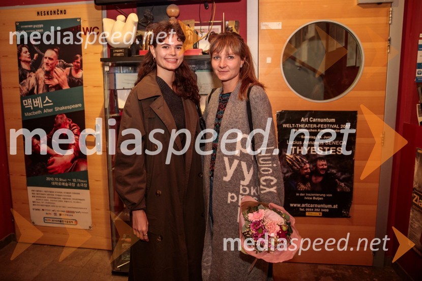  Veronika Železnik, igralka;  ... Morska deklica, krstna uprizoritev v Mini teatru