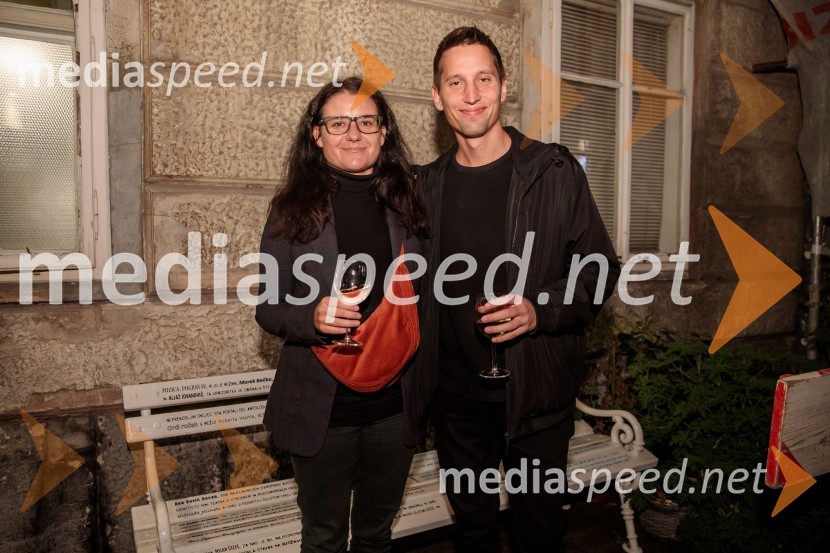  Zala Dobovšek, dramaturginja in kritičarka;  Jakob Ribič, dramaturg in teatrologMorska deklica, krstna uprizoritev v Mini teatru