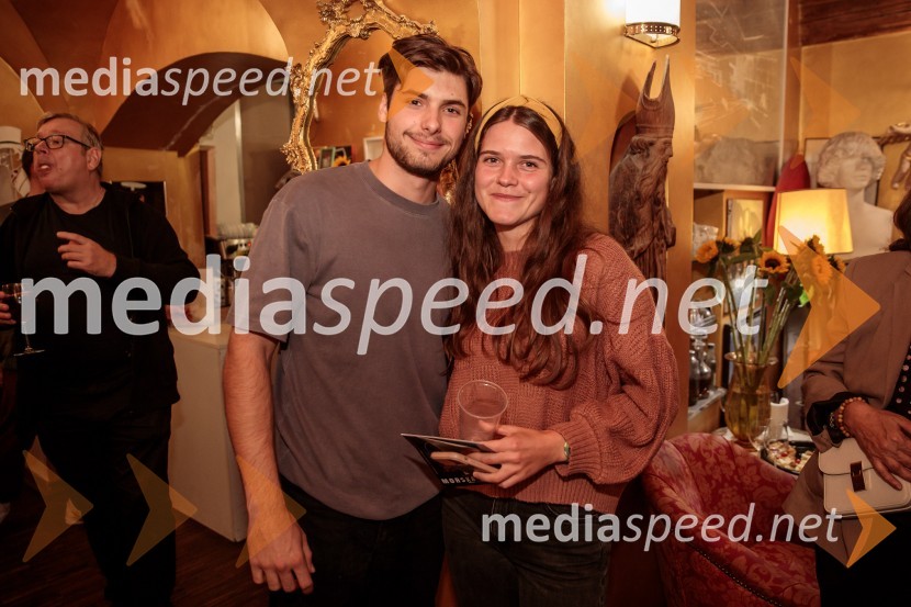  Svit Stefanija, igralec;  ... Morska deklica, krstna uprizoritev v Mini teatru