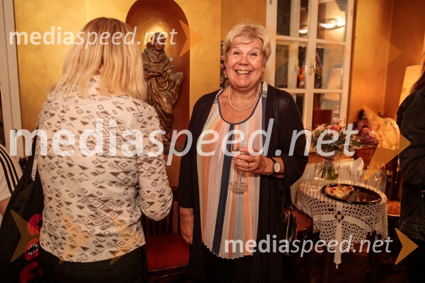  Irena  Butoln, germanistkaMorska deklica, krstna uprizoritev v Mini teatru