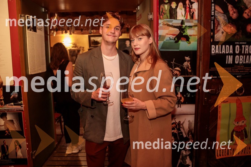  Martin Vogrin, glasbenik;  Julita Kropec, igralkaMorska deklica, krstna uprizoritev v Mini teatru