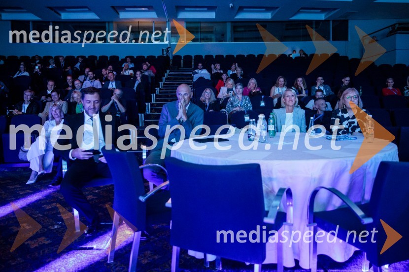  Klemen Boštjančič, minister za finance; mag. Iztok Seljak, predsednik, Združenje Manager;  Petra Juvančič, izvršna direktorica, Združenje Manager; dr. Renata Salecl, filozofinjaManagerski kongres 2024, drugi dan