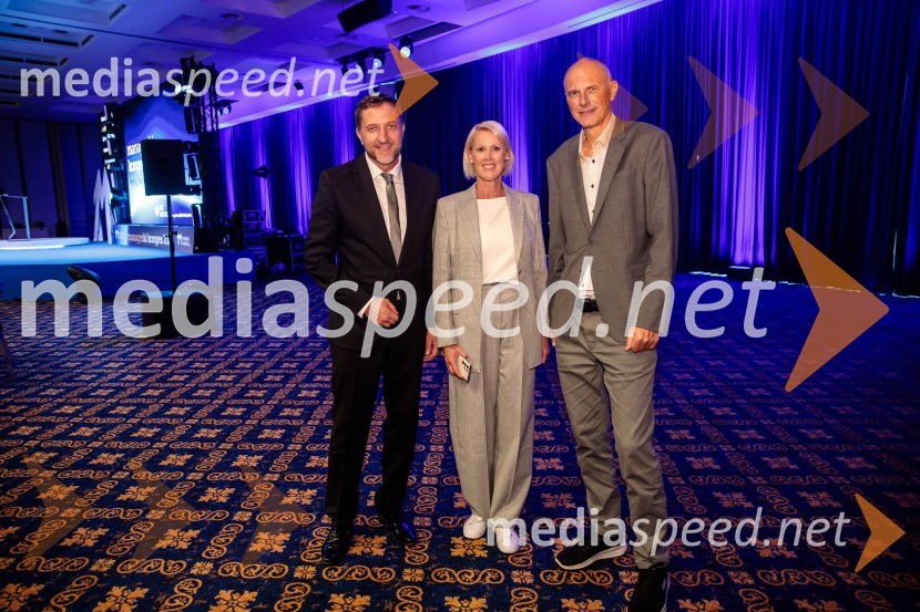  Klemen Boštjančič, minister za finance;  Petra Juvančič, izvršna direktorica, Združenje Manager; mag. Iztok Seljak, predsednik, Združenje ManagerManagerski kongres 2024, drugi dan