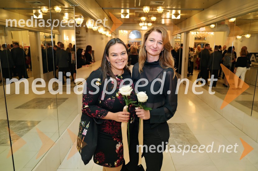  Mojca Marič, lektorica;  Maja Borin, dramaturginjaŽenske na oblasti, premiera drame v SNG Maribor