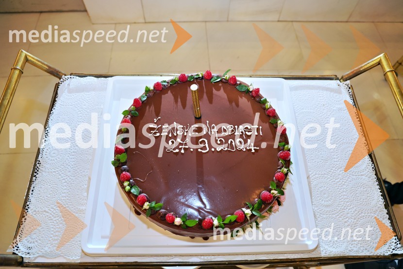 Ženske na oblasti, premiera drame v SNG Maribor