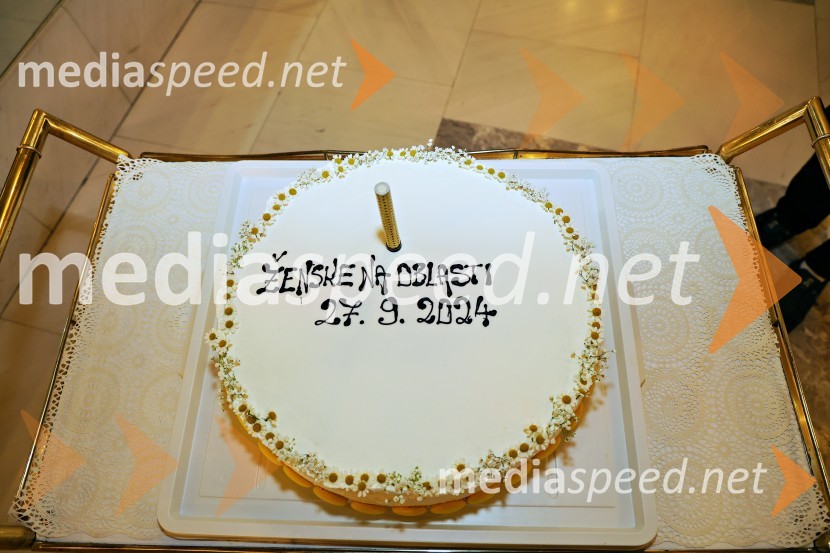 Ženske na oblasti, premiera drame v SNG Maribor