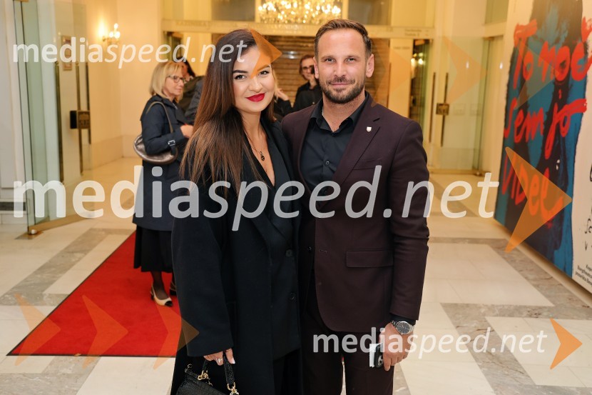  ... ;  David  Klobasa, župan Občine Sveta Trojica in podjetnikŽenske na oblasti, premiera drame v SNG Maribor