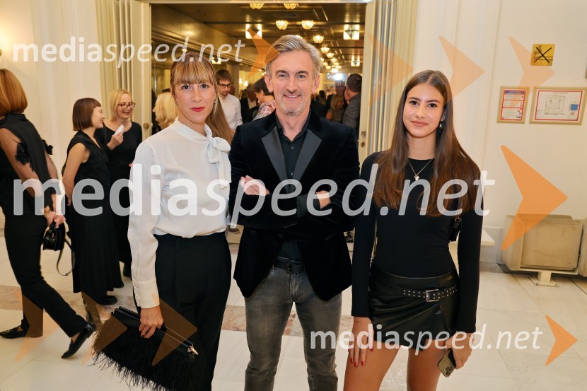  ... ;  Marko Lukić, lastnik in direktor družbe Lumar IG;  ... Ženske na oblasti, premiera drame v SNG Maribor