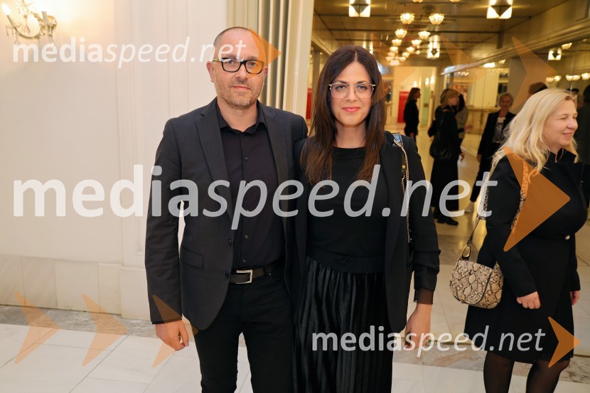  Gregor Reichenberg,  podžupan MOM za področje arhitekture in prostora;  Emina  KorenŽenske na oblasti, premiera drame v SNG Maribor