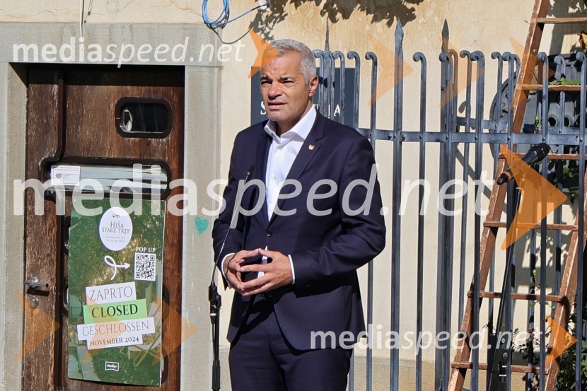  Aleksander Saša Arsenovič, župan, Mestna občina MariborSvečana trgatev Najstarejše trte 2024