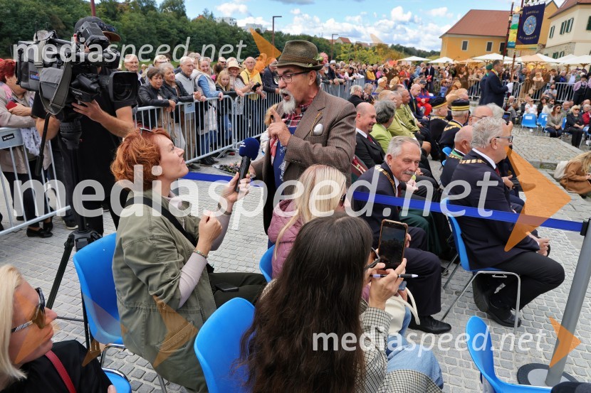  Alojz  Jenuš - Slavek, outar in brač iz MalečnikaSvečana trgatev Najstarejše trte 2024