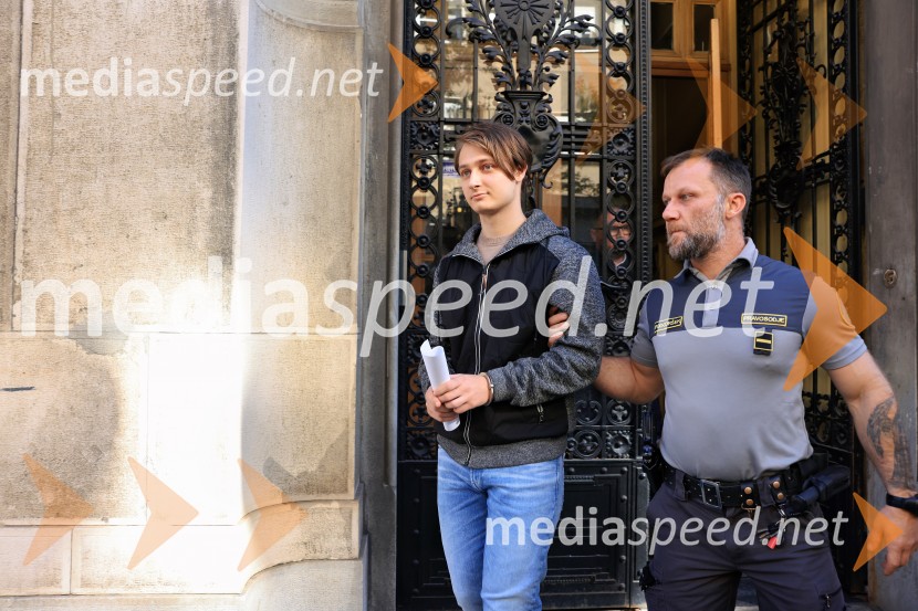  Luka Gašparič;  ... Luka Gašparič za poskus umora v mariborskem parku dobil 15 let zapora