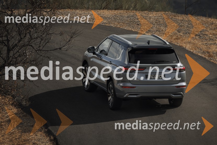Mitsubishi Motors Europe premierno predstavlja svojo zastavonošo - novega Outlander PHEV-a