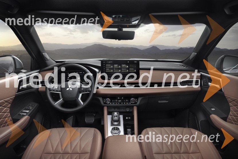 Mitsubishi Motors Europe premierno predstavlja svojo zastavonošo - novega Outlander PHEV-a